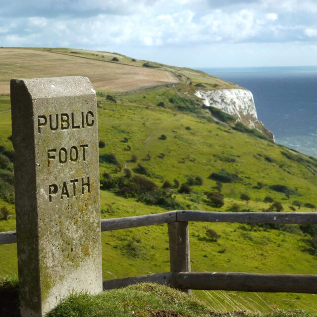 White_cliffs-public-footpath